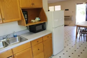 Admiral's Cabin dining area